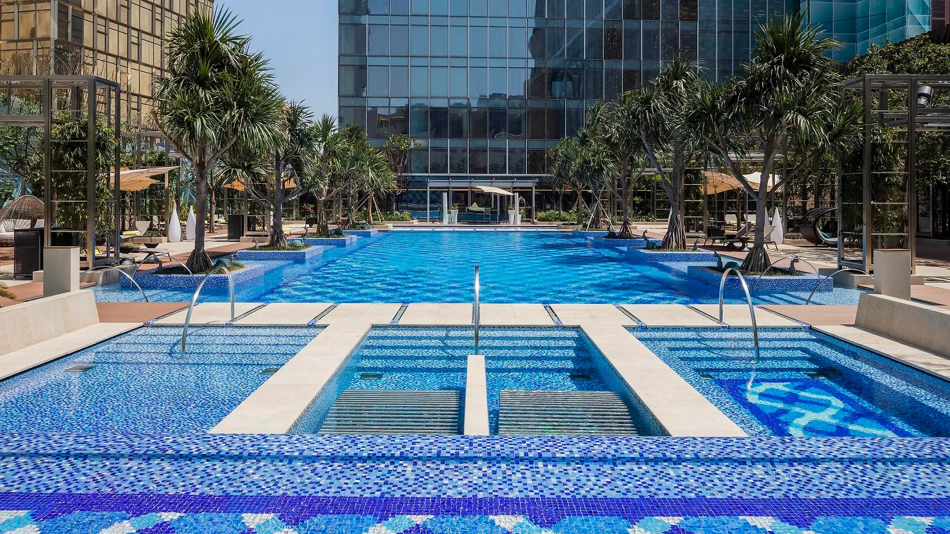 Mgm Cotai Hotel Macau 5*,  China